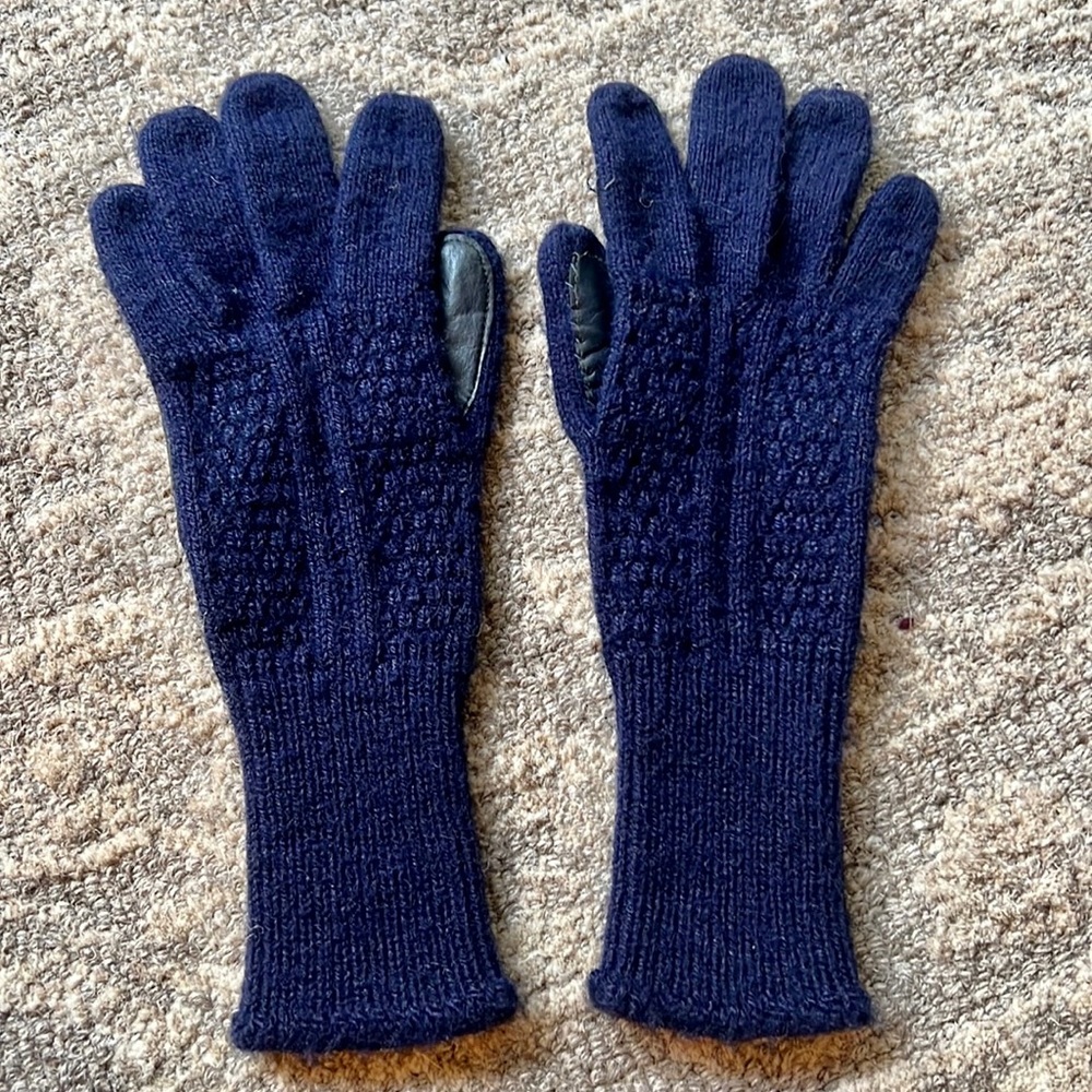Women's Navy Wool Gloves with Black Leather Palm